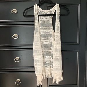 Aran’s Den Boho Crochet Fringe Vest - Cream